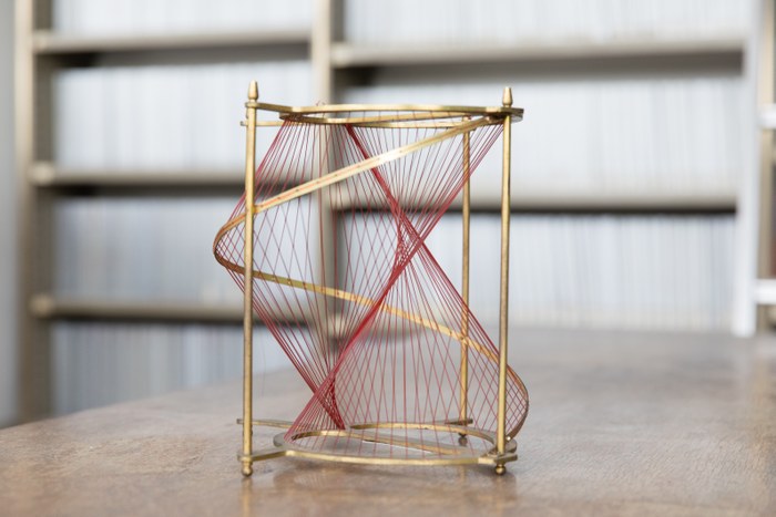 Forma geometrica in espansione